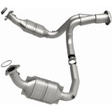 MagnaFlow Direct Fit Catalytic Converter 07-08 Escalade 6.2 Driver Side OEM