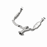 MagnaFlow Direct Fit Catalytic Converter 07-08 Escalade 6.2 Driver Side OEM
